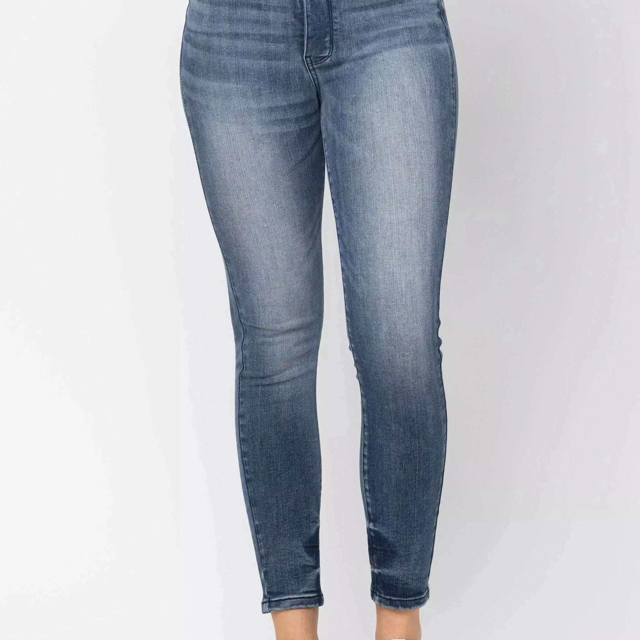 Judy Blue Tummy Control Contrast Wash Skinny Jeans Reg/Plus